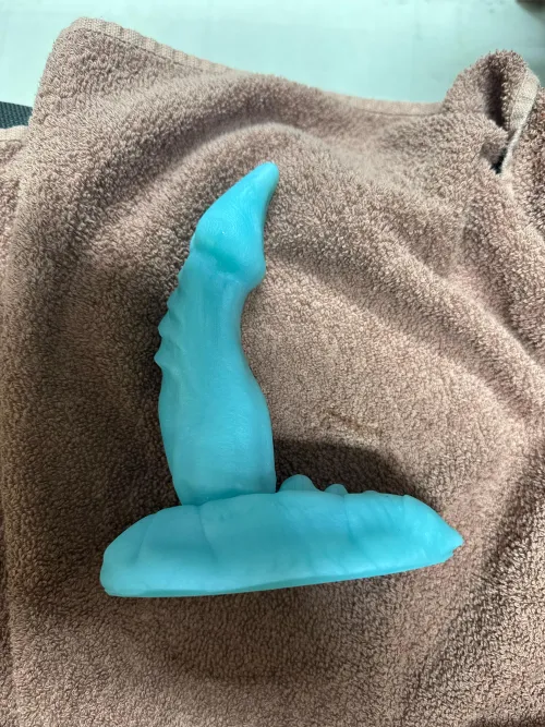 Thumbnail Unboxing Joy: Discovering Your New Toy