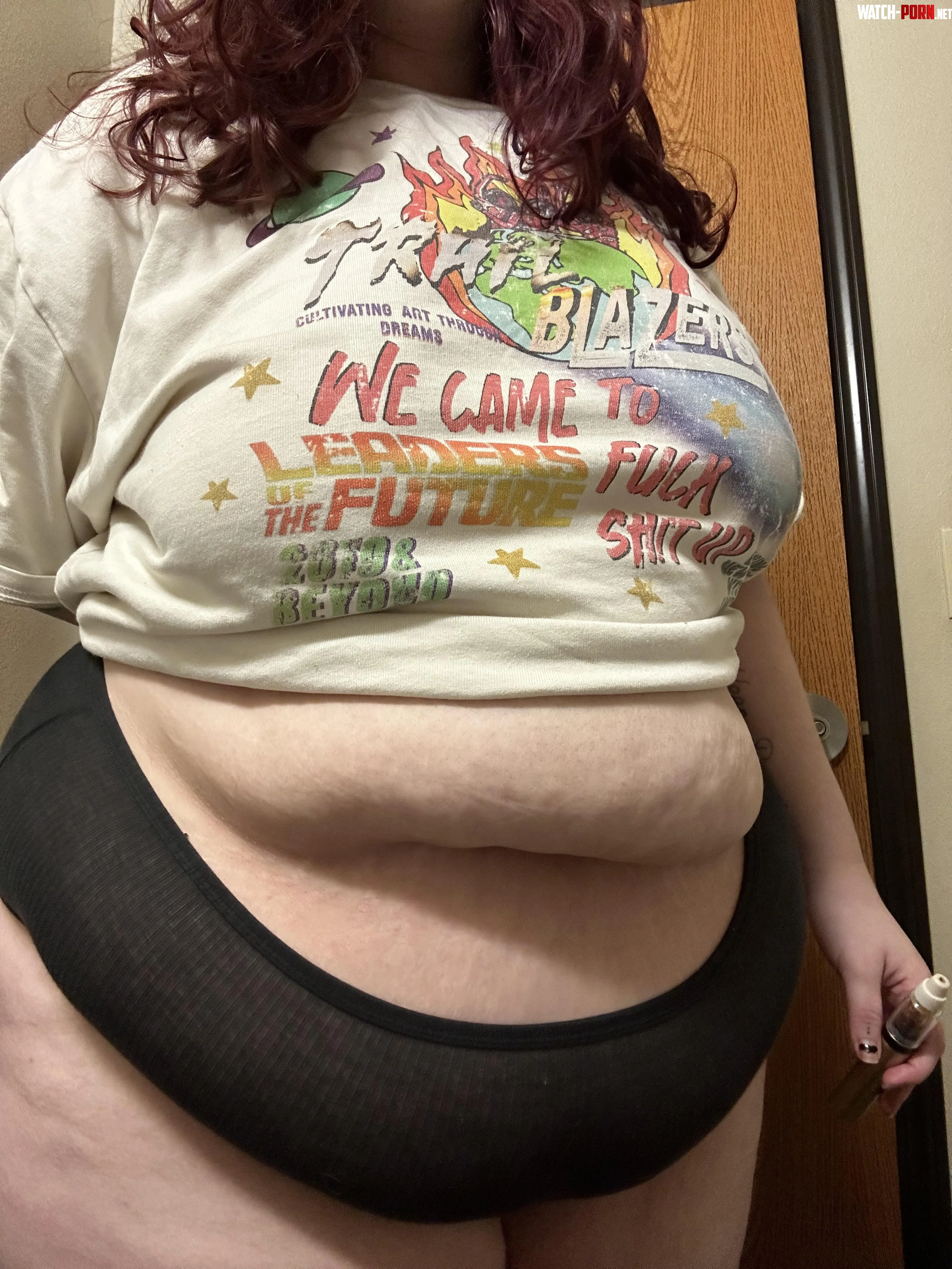 iso an online feeder that wants to keep me soft and jiggly  by fatconejita