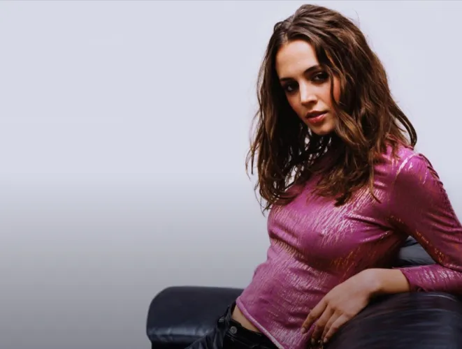 Thumbnail Eliza Dushku: Exploring the World of CelebrityPokies