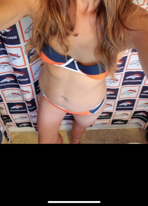 Thumbnail Hot Tub Invites: Dive into GamedayGoneWild Fun with No_Jeweler_8417