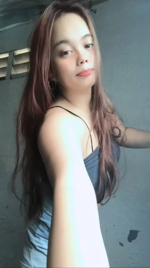Thumbnail Filipina Sensuality: Discover LowTry2615's Seductive Offers on Slutsofsnapchat
