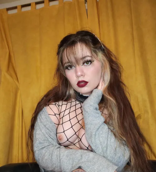 Thumbnail Suck on My Tits: FiercelyMulticolored Article