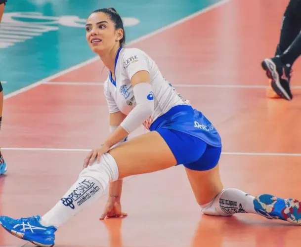 Thumbnail Keyt Alves: Standing Out in the World of VolleyballGirls
