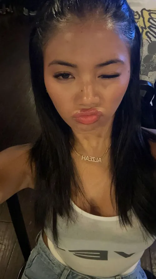 Thumbnail Deep Dive into the World of Pouting with WestHalf8894