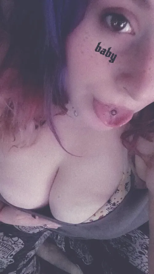 Thumbnail Cum Play with LivingDeadGirl62402 on Snap - Exclusive Fun