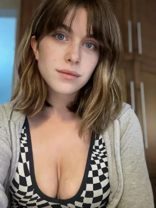 Thumbnail Freckles Galore: Discover YGWBT with rednecktrucker69