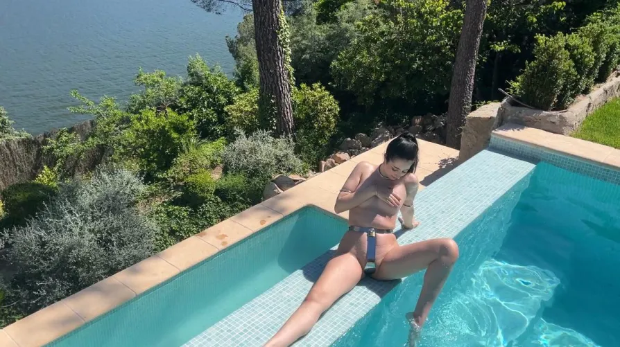 Thumbnail Summer Enjoyment with Neosteel in Female Chastity by wet_nesday