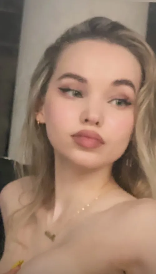Thumbnail Allure of Dove Cameron WW | SexyWomanOfTheDay