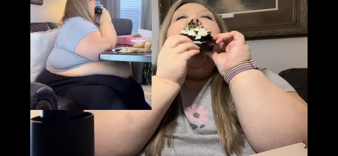 Thumbnail Behind the Scenes of Tasting Cookies: A Preview from onlykrissy