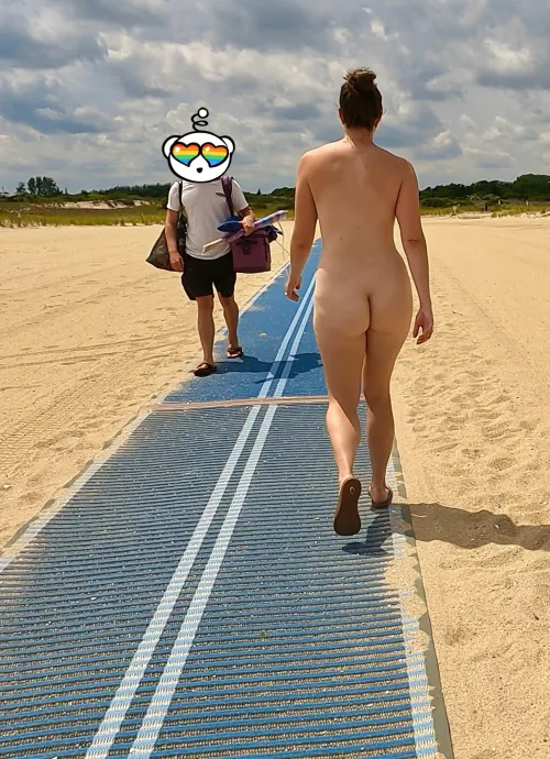 Thumbnail SpiritualMastodon191: Unashamed Beach Revelations
