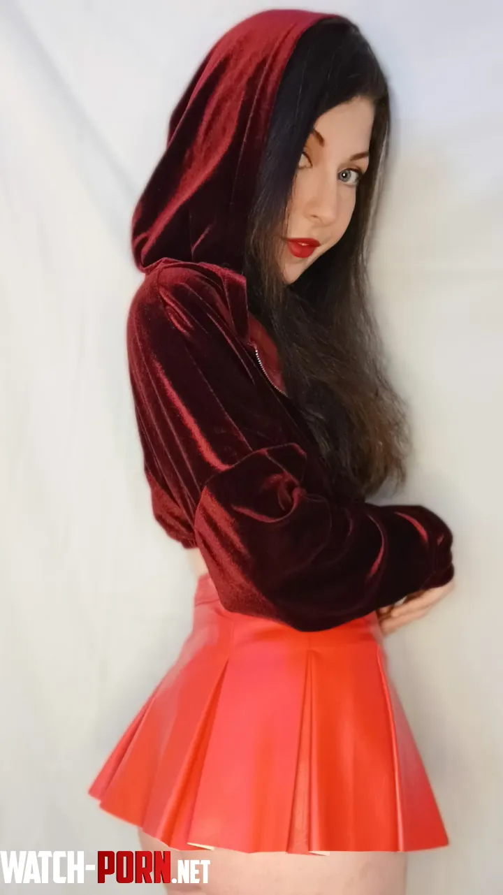teasing lil red riding hood  by starlitsirenx