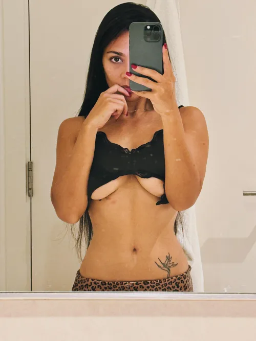 Thumbnail Innocent Until Proven Guilty: Underboob Reality by ValanorValar