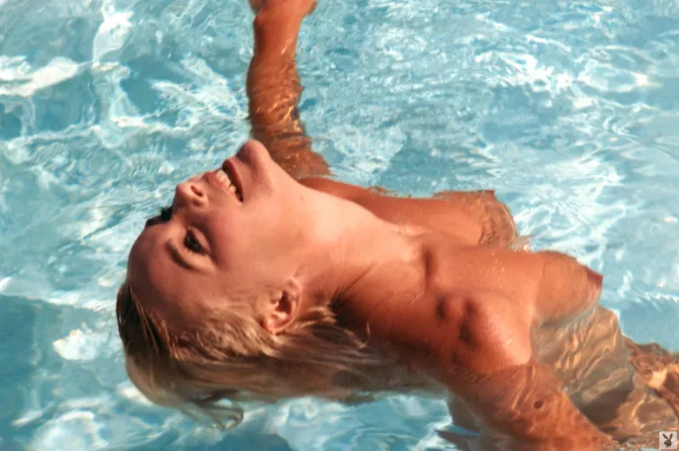Thumbnail Elke Sommer: AIC Special Feature | Dann828