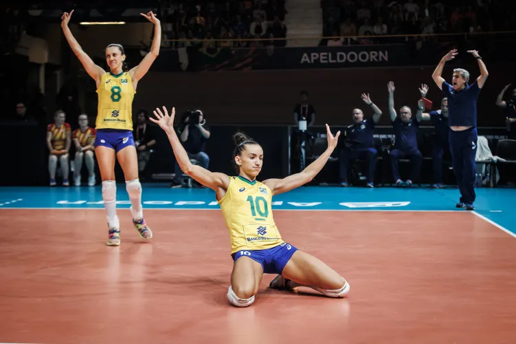 Thumbnail Gabriela Gabi Guimaraes: A Force to be Reckoned with in Brazilian Volleyball