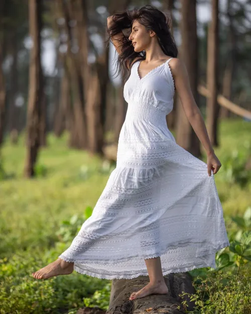 Thumbnail Gutterholeninja Presents: 'Harshita Gaur's Beauty'
