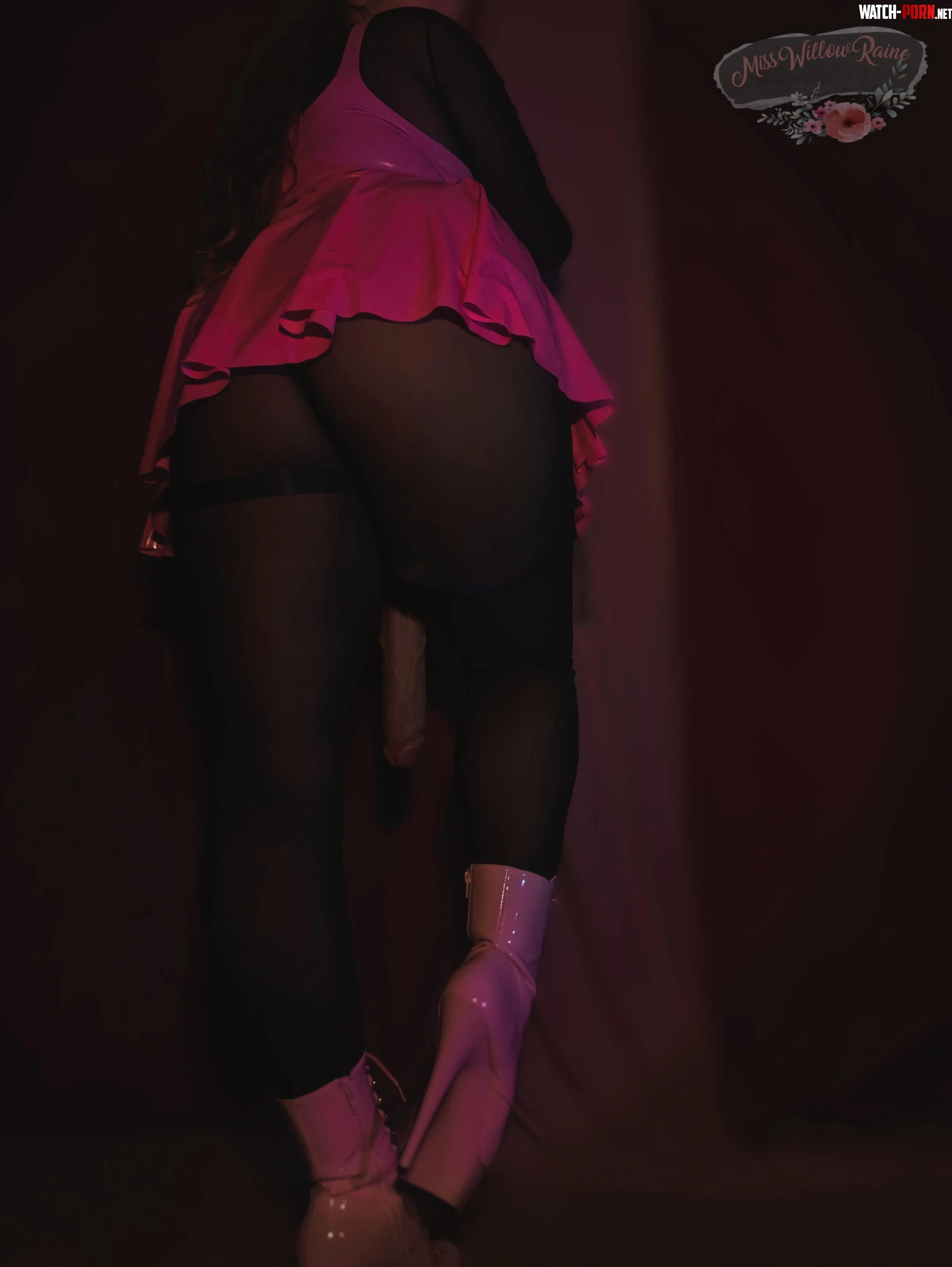 Your drooling silly did something delicious catch your eye  by MadamWillow