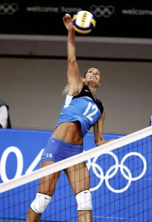 Thumbnail Francesca Piccinini: Italy's Volleyball Icon