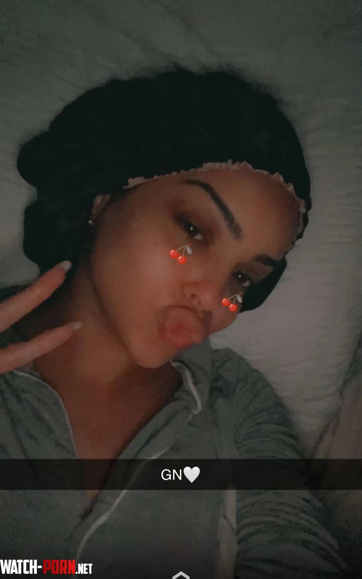 Imagine cuming on these lips  by WestHalf8894