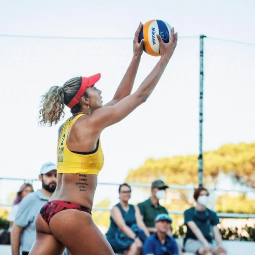 Thumbnail Brandie Wilkerson: Canadian Volleyball Star | MarcellusCastleberry