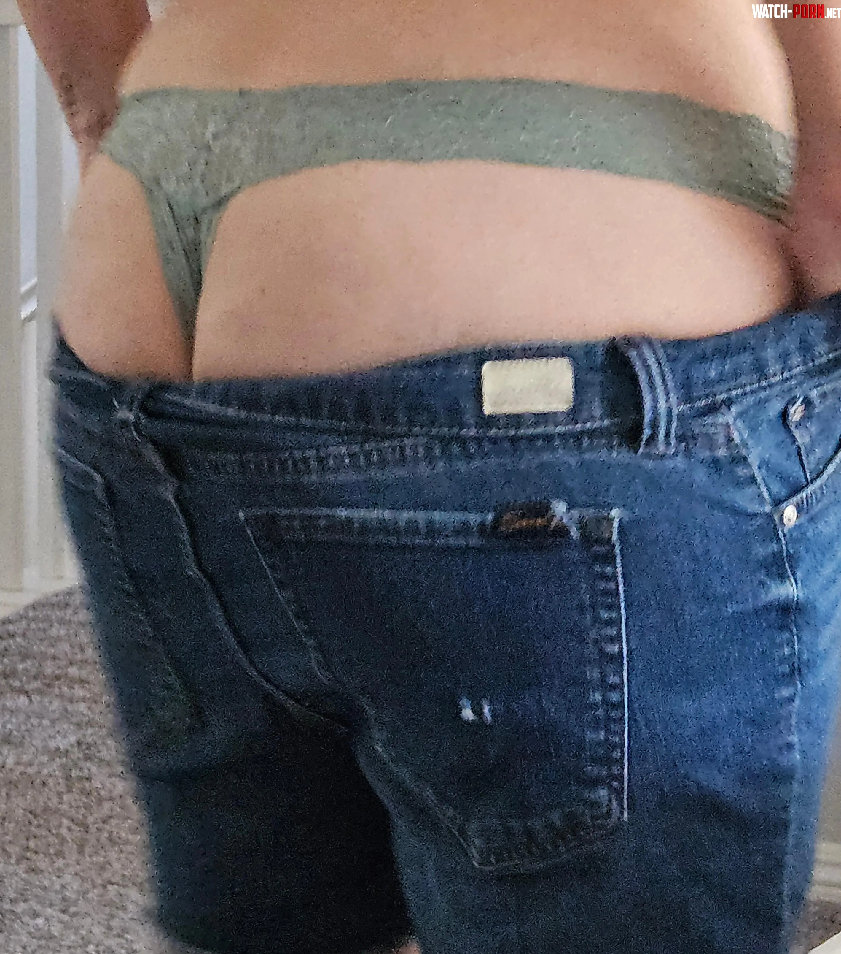 36 milf latina for you Help me take them off please by bcxo