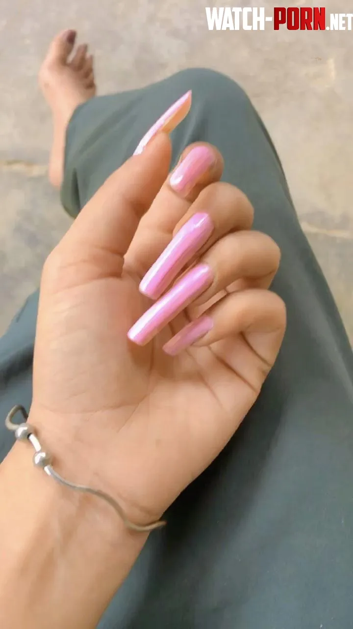 Pink nailz  by Legendiary7