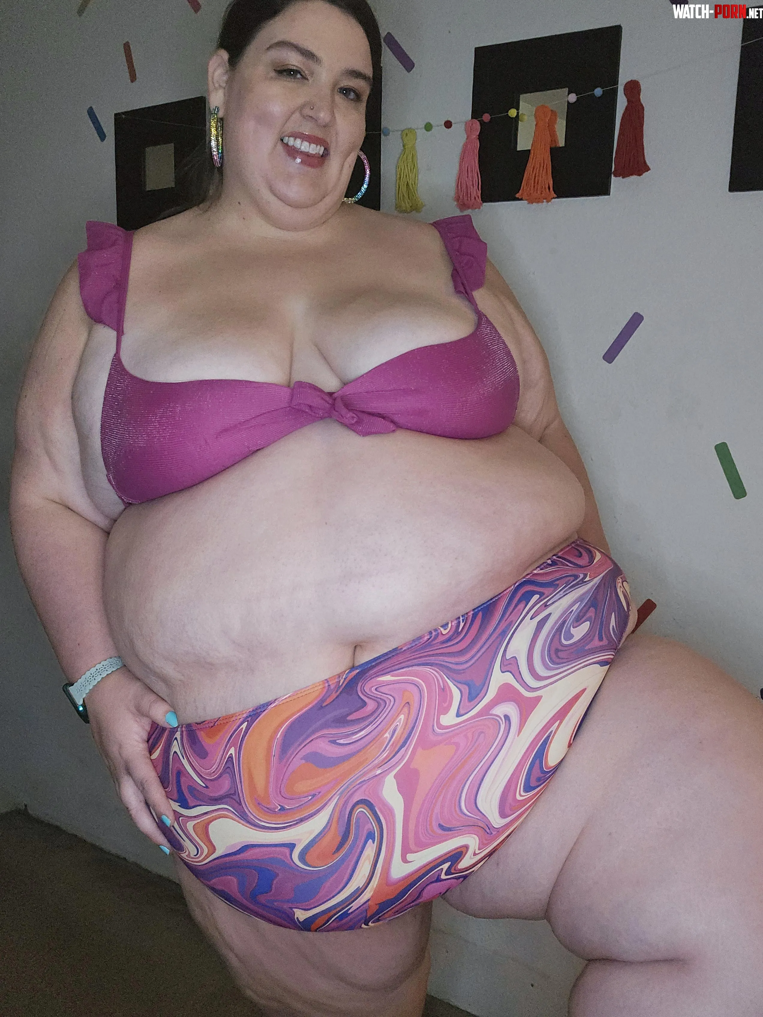 Bikini body  by curvaliciouscupcake