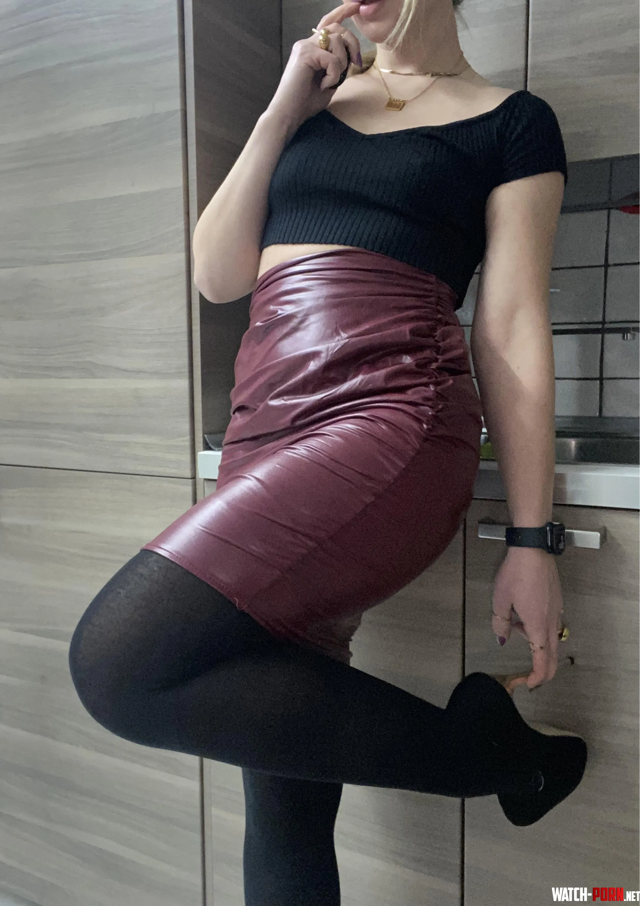 My leather skirt pencil by NatyBond_OF