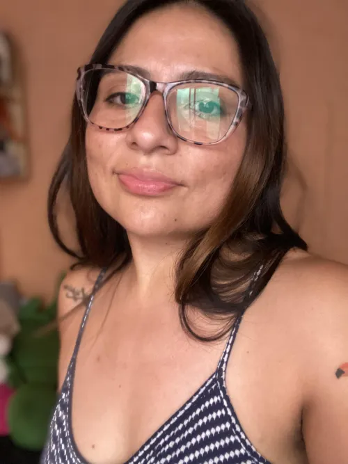 Thumbnail Spring Vibes: Explore Missmisslove25's Warmth | onlyfansgirls101