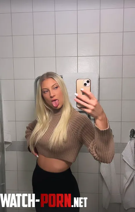 have u ever had fun on the public toilet by Substantial-Hat3878