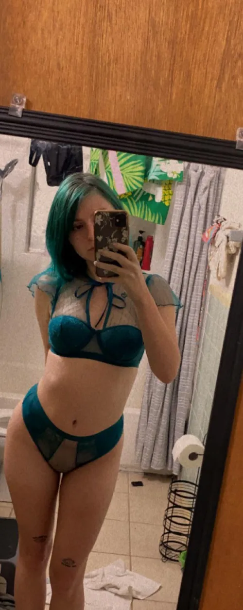 Thumbnail Chat and Explore Sensuality on Tele - Mariah-nicole-porn
