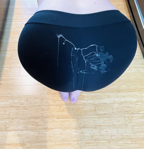 Thumbnail Revealing Desires: Cum All Over My Fat Mom Ass in Leggings by MommyErika