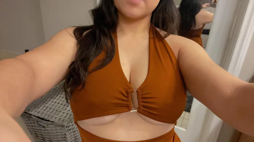 Thumbnail Club-Ready Latina: Seeking Adventure with Abbiecutiepie