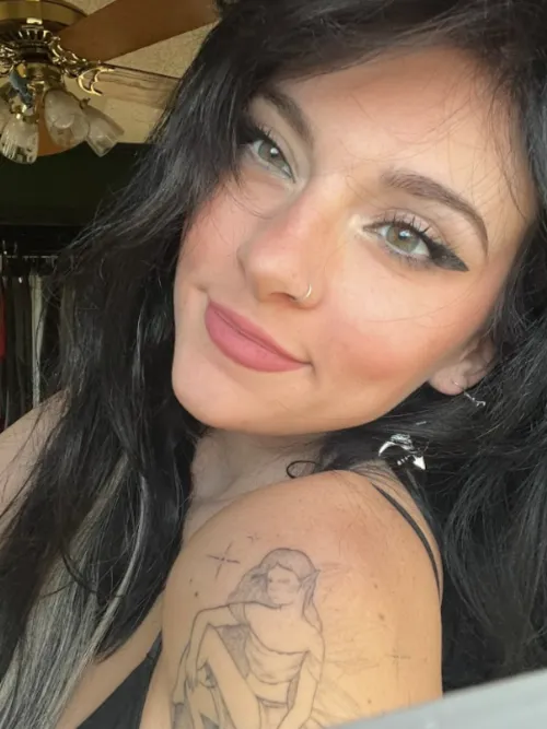 Thumbnail xwillowrose's Infectious Smile: Croptop Edition | Category: croptopgirls