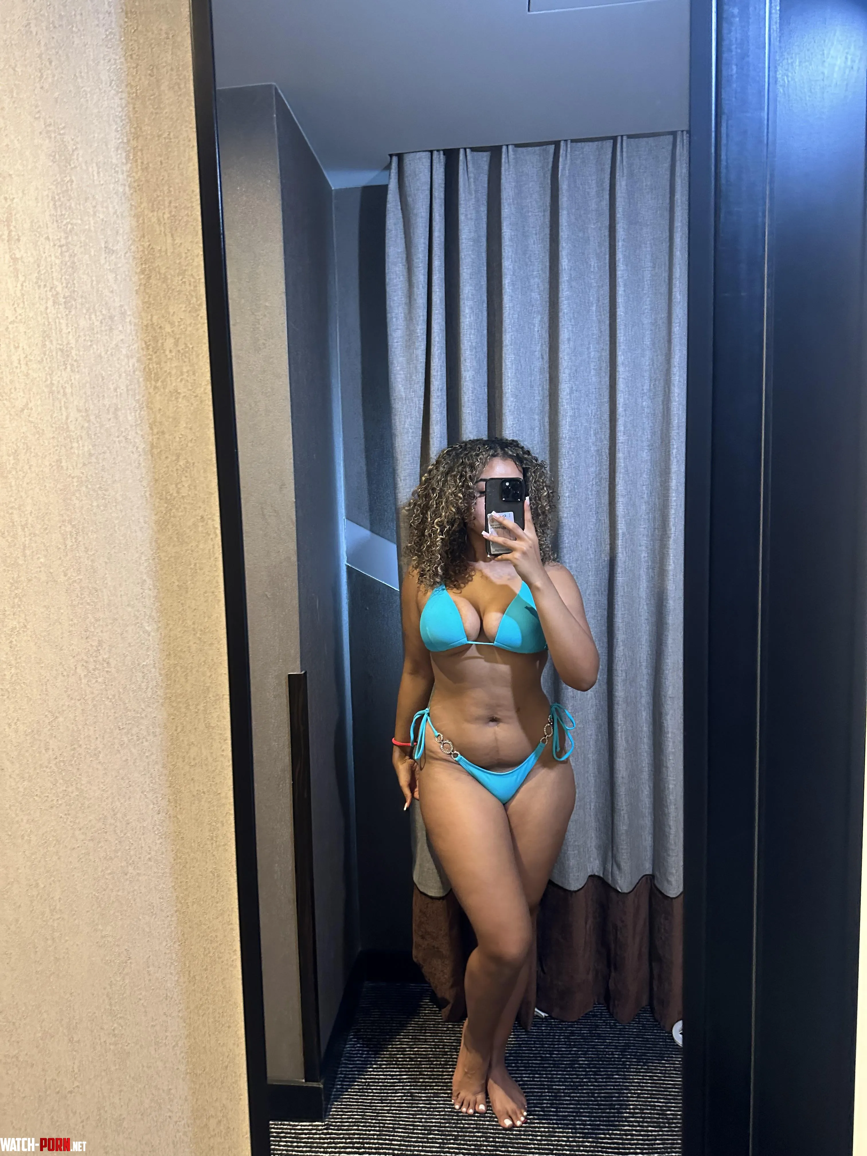 Comment your age if you have a BWC  F19  by Curvyqueen2211