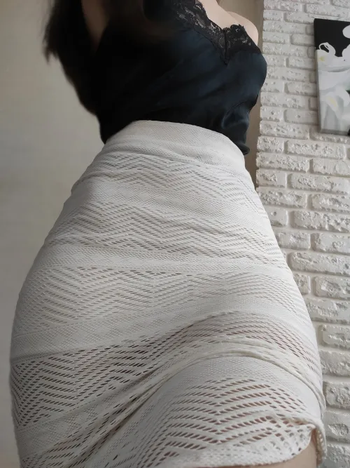 Thumbnail SweetieAlyona's Stylish White Pencil Skirt Look