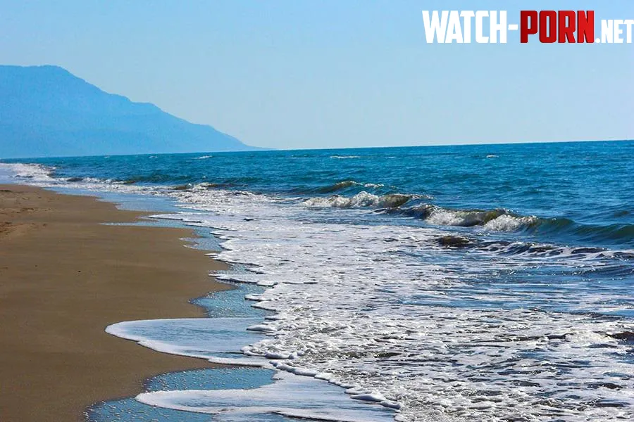 Waves and beach in Turkey by Snoo-95009