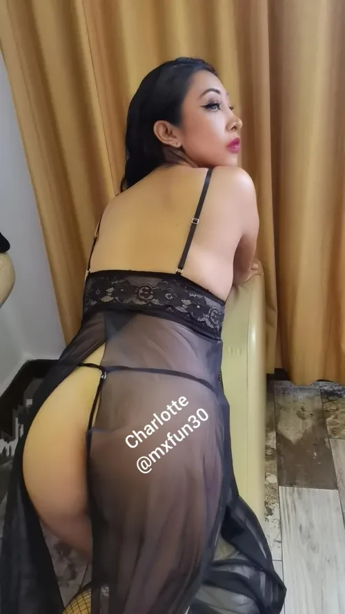 Thumbnail Mxfun30's Tempting MILF Display for Your Enjoyment on Slutsofonlyfans