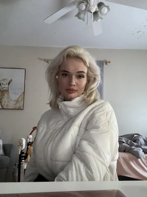 Thumbnail Pretty-Blueberry2722 Tempts Daddy on OnlyFans101 - Hot Blonde Alert