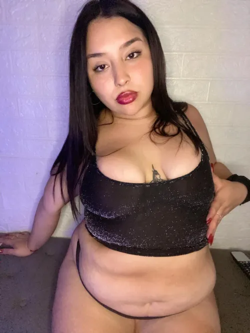 Thumbnail Looking Sexy - Kyliieb Invites Opinions in the Chubby Category
