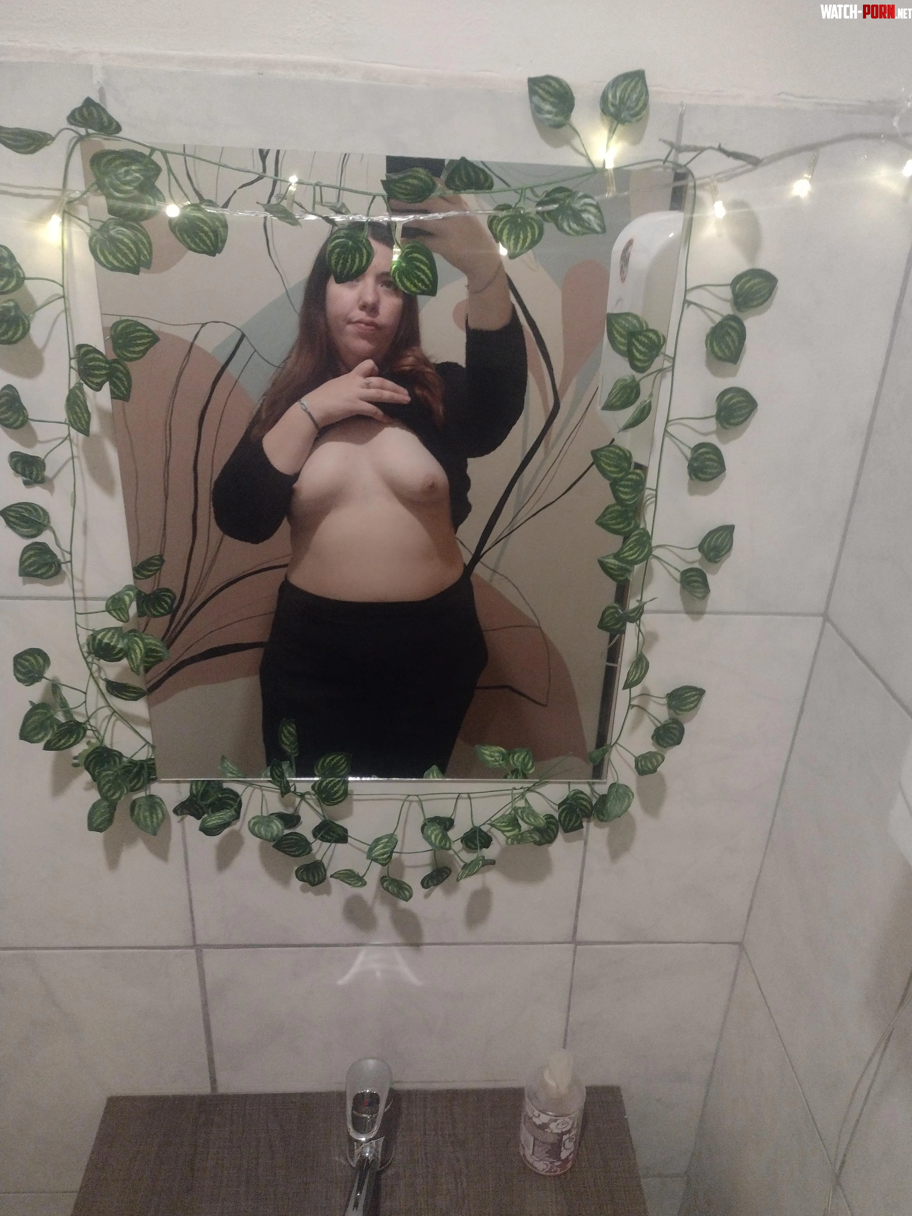  My FREE onlyfans below  Welcum  by Adaraxfans
