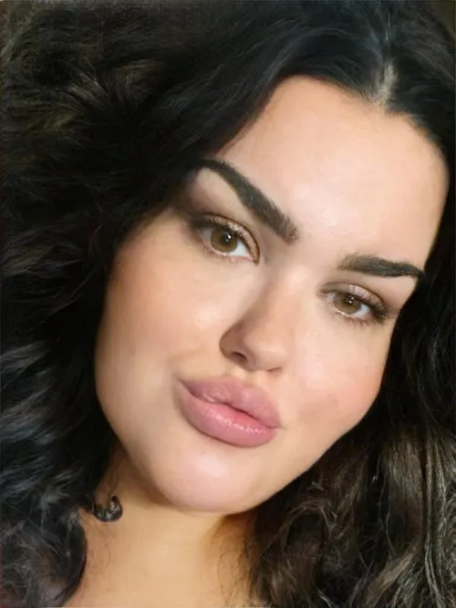 Thumbnail Pucker Up Buttercup: 27f's Chubby Confessions