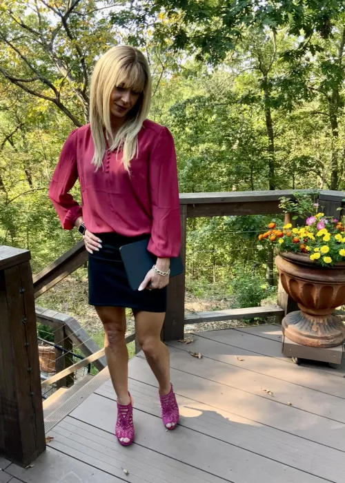 Thumbnail Breaking Away in Style: Lunchtime Chic in Pencil Skirts by SavanahLinn