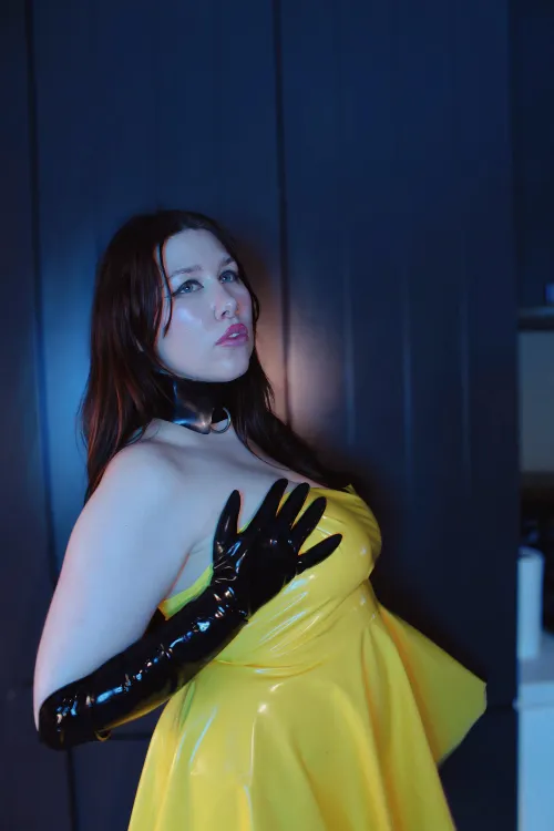 Thumbnail Embrace the Shiny Vibes with Kyrafae the Aussie Domme