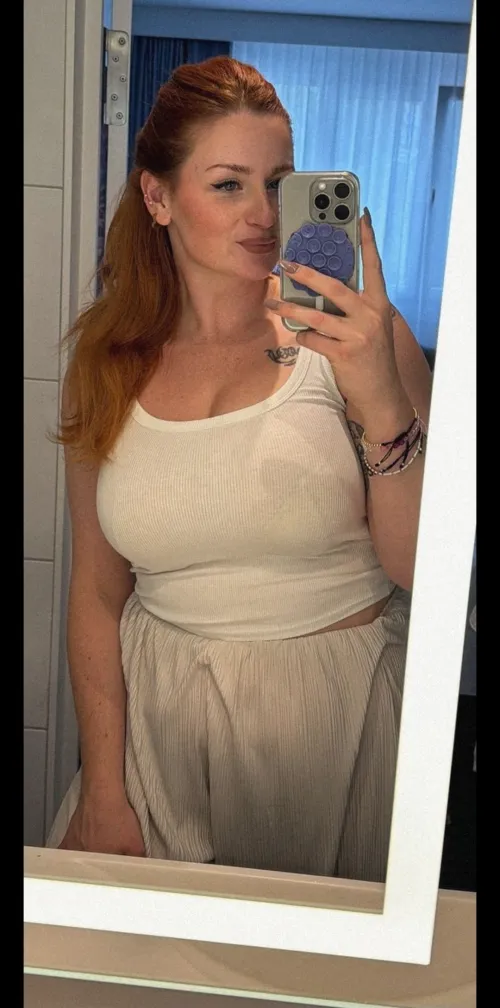 Thumbnail Discover 'White Top' by housebreakerz in the 2busty2hide Category