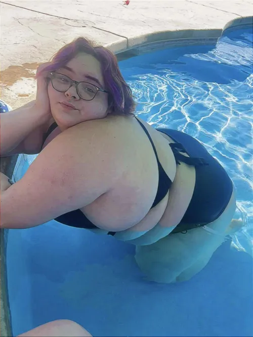 Thumbnail Let's Talk About Body Positivity with softestfattie