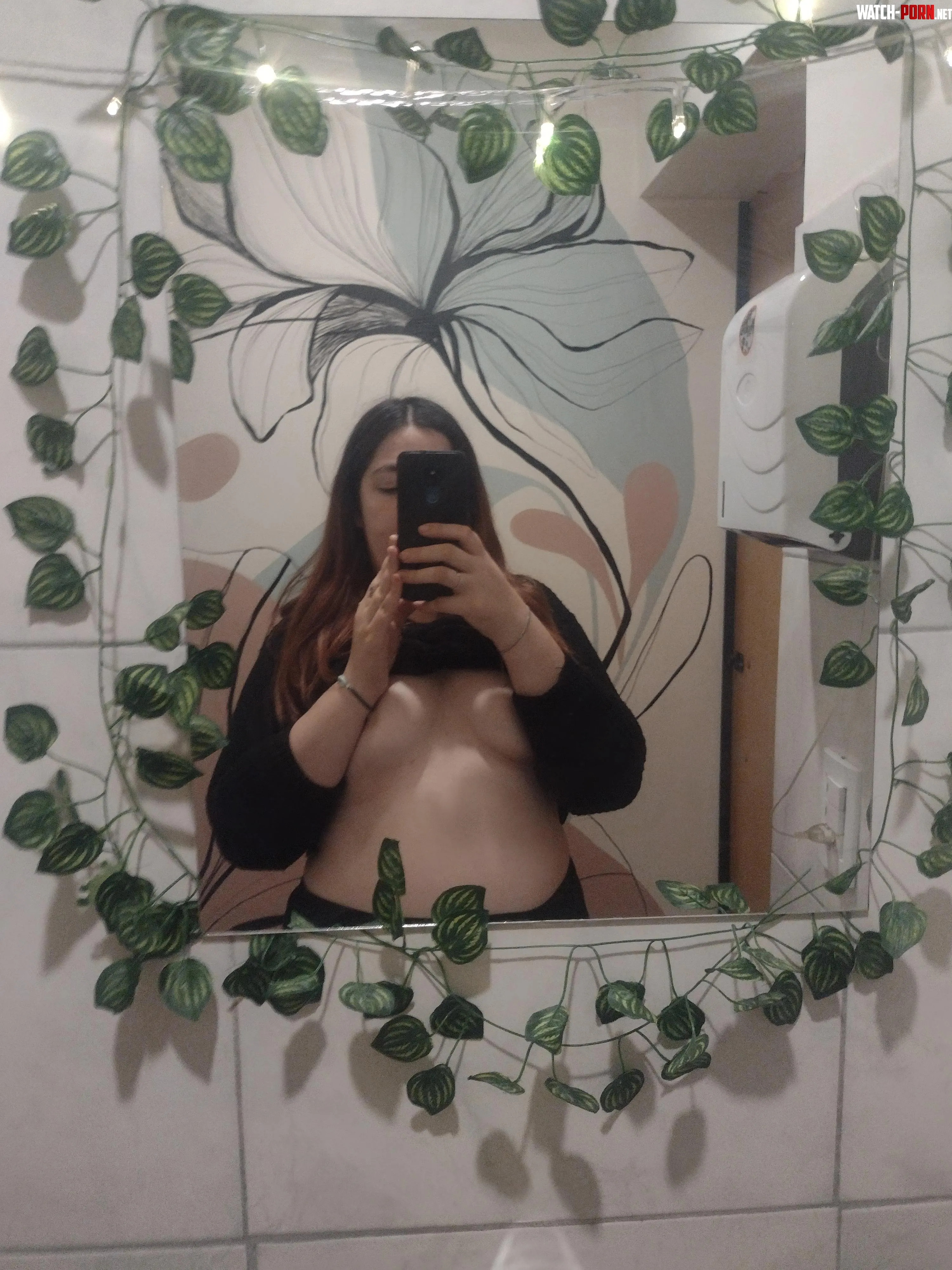  My FREE onlyfans below  Welcum  by Adaraxfans