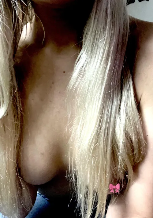 Thumbnail Mediocre_Step_7536's Nightly Farewell: Good Night Baby | downblouse