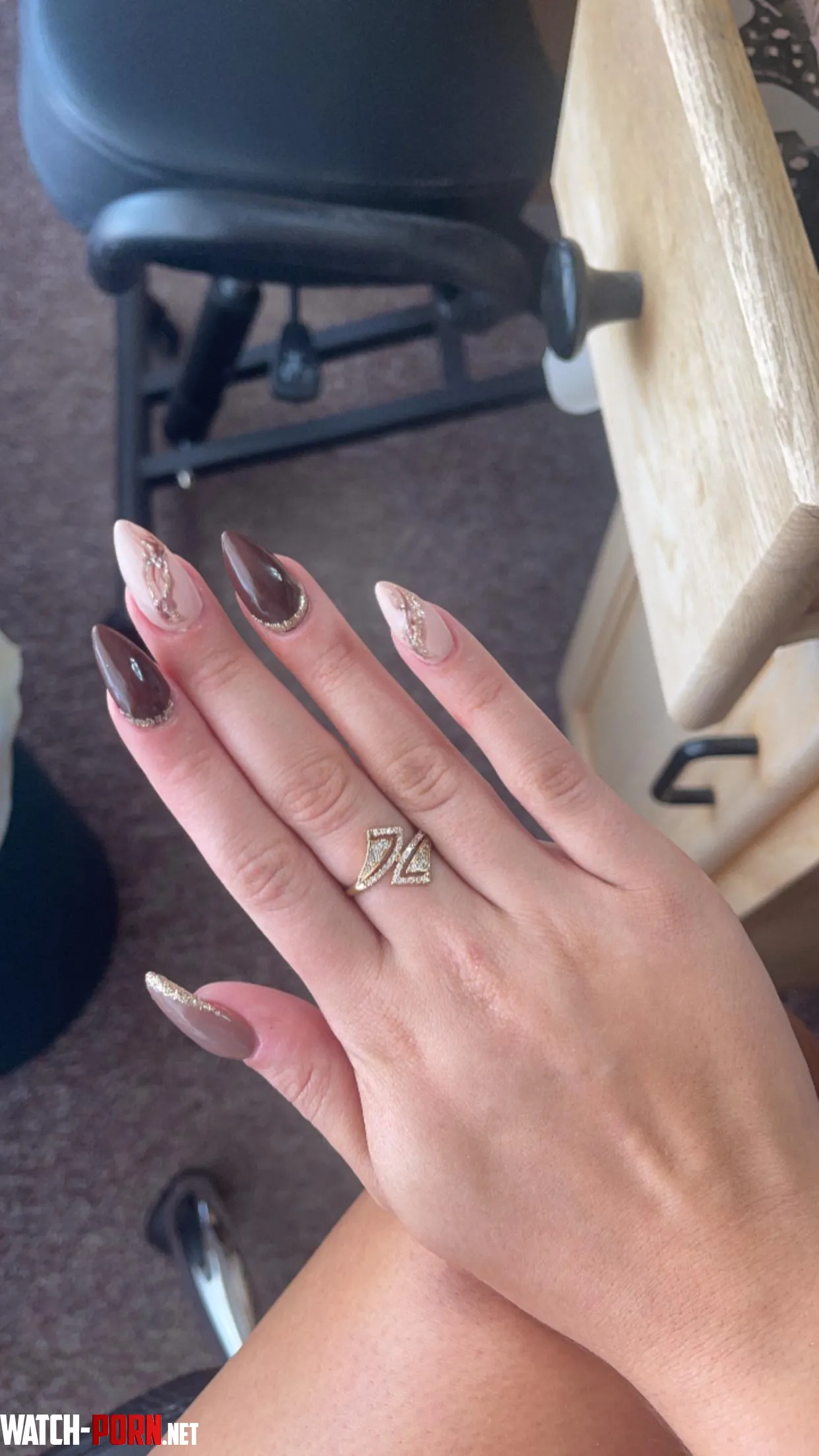 theyre pointy so be nice or ill claw at u by Goddess-Shayy