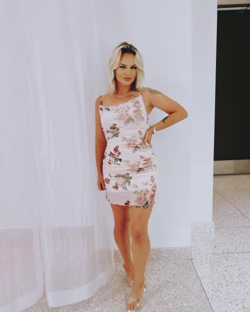 Thumbnail Efficient-Tap-3085's Top Picks in Tight Dresses