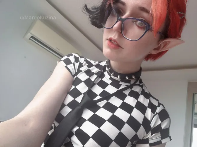 Thumbnail MargoKuzina's Vision: Black, White, and Collars Making a Statement